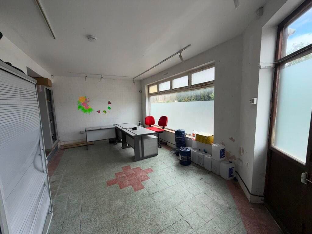 East Street, Warminster, Wiltshire, BA12 - Image 3