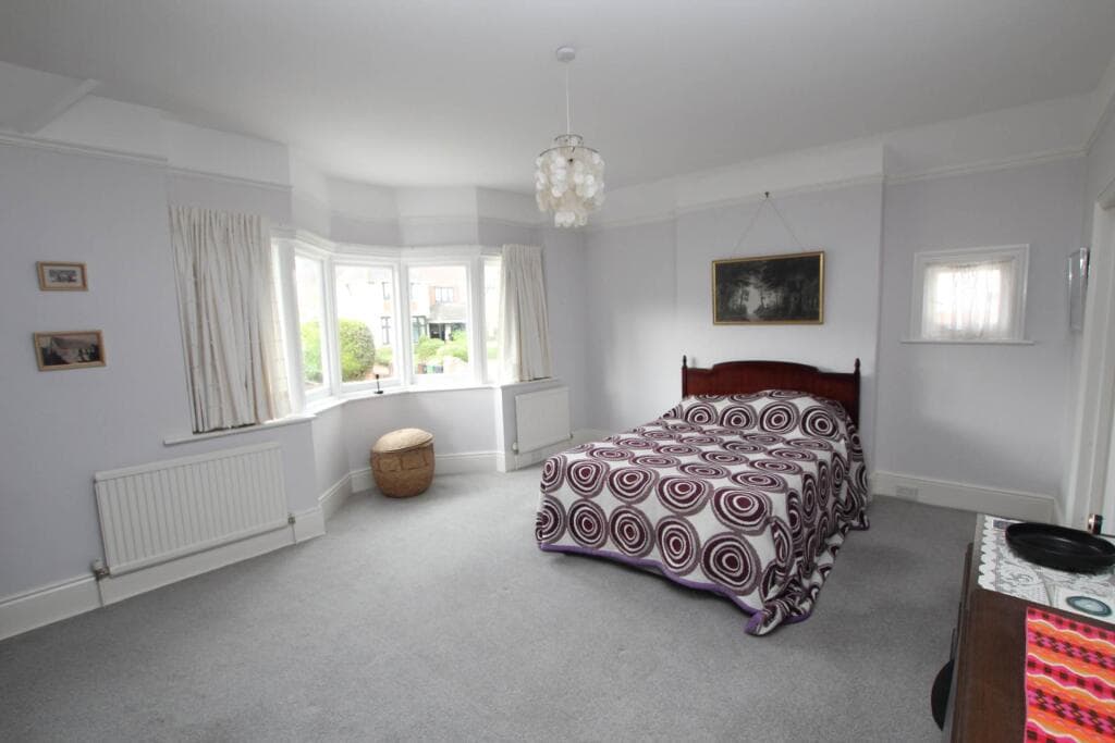 Ashburnham Gardens, Eastbourne, BN21 2NA - Image 8