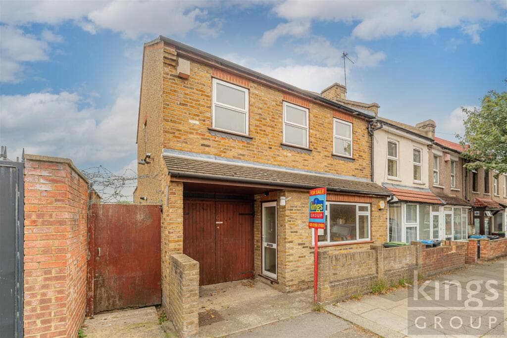 View property at Exeter Road, Edmonton, N9