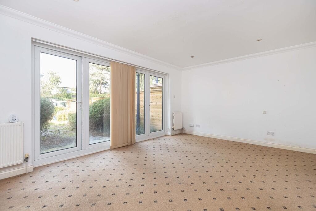 Panorama Road, Sandbanks - Image 10