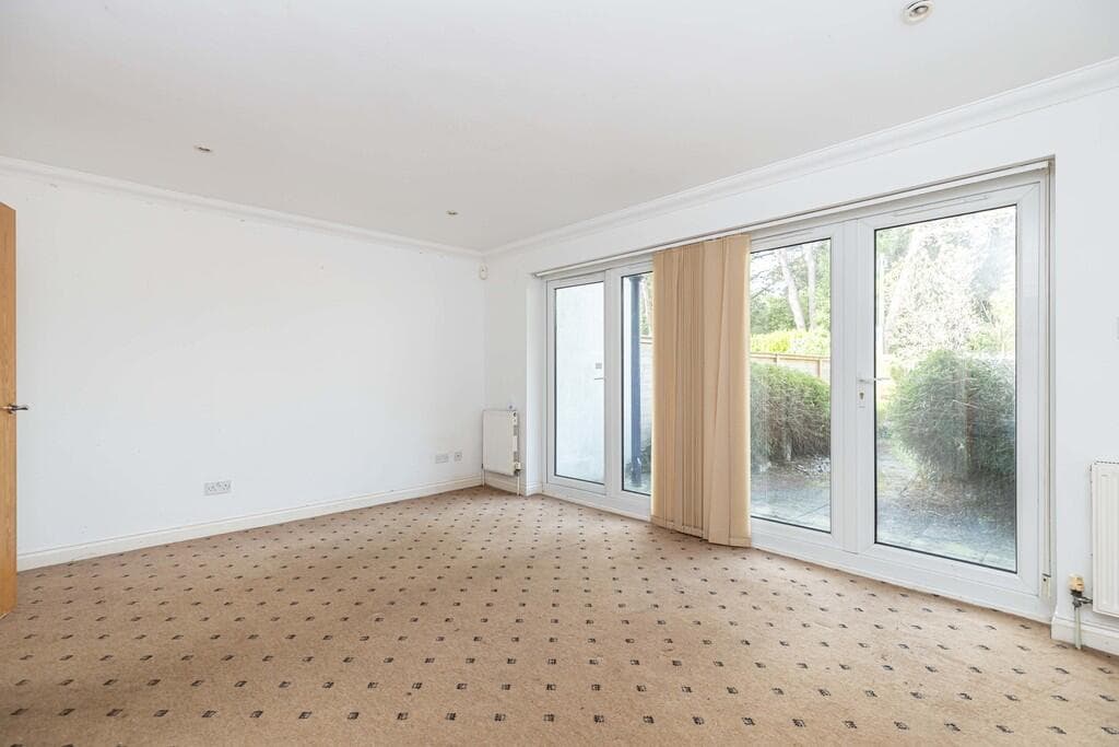 Panorama Road, Sandbanks - Image 11