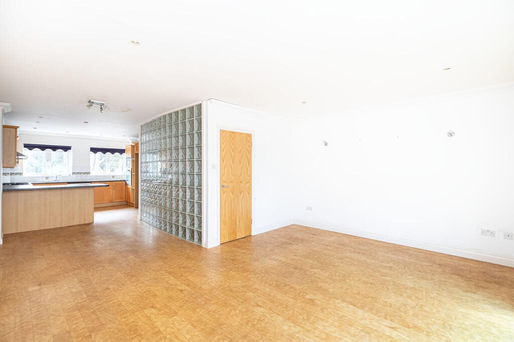 Panorama Road, Sandbanks - Image 4