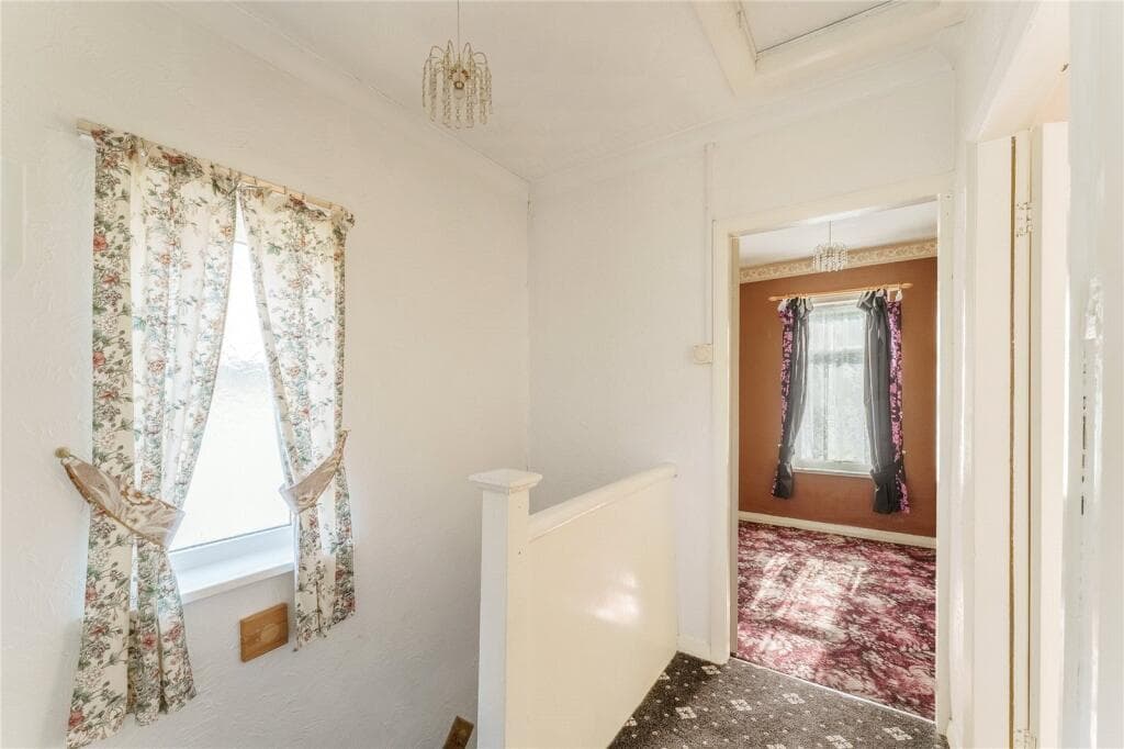 Grove Lane, Hemsworth, Pontefract, West Yorkshire, WF9 - Image 10