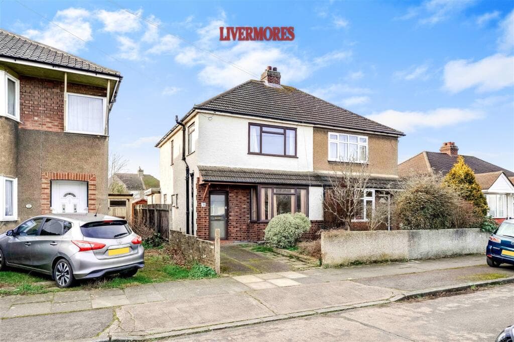 Marcus Road, Dartford - Image 1