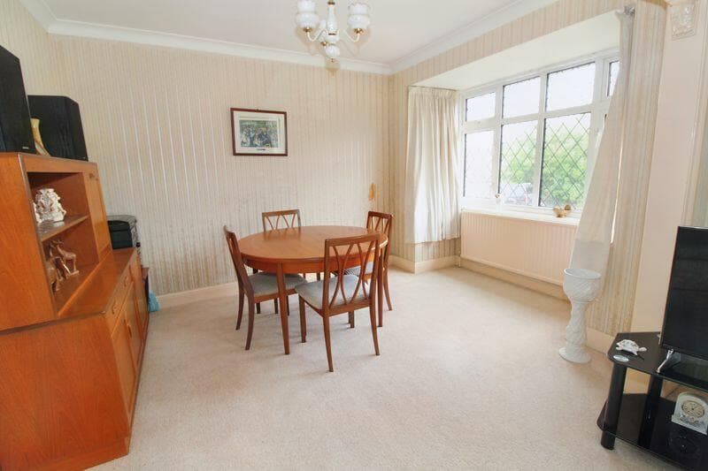 Park Lane, Hazlemere - Image 3