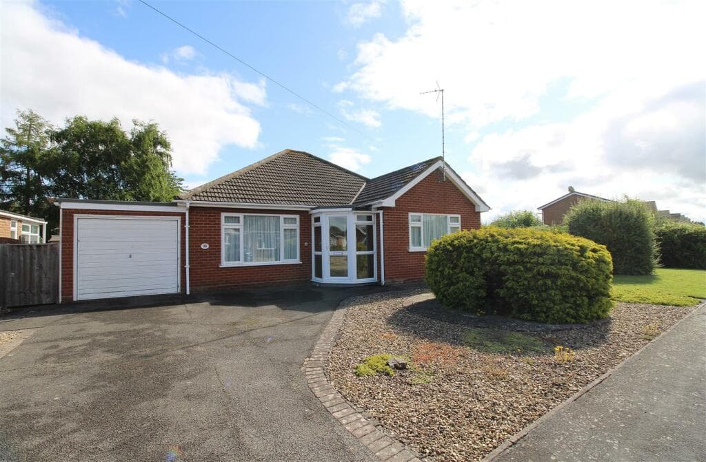 View property at Lancaster Drive, Long Sutton, Spalding