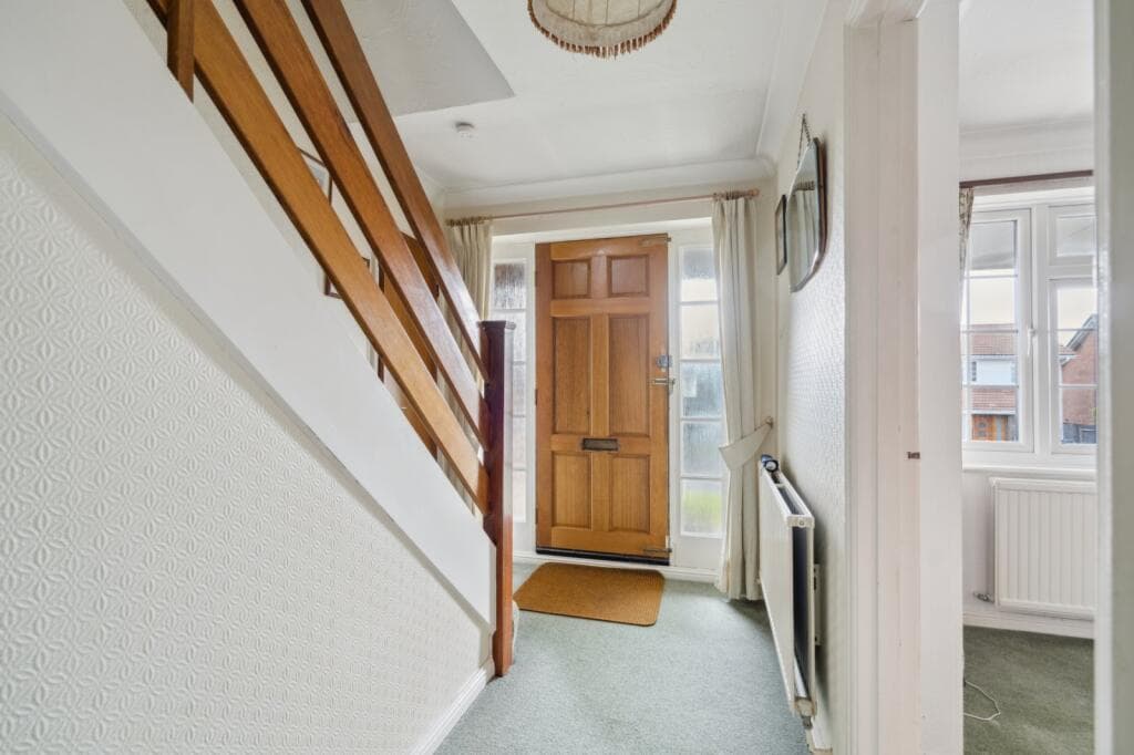 Deanacre Close, Chalfont St. Peter, Buckinghamshire, SL9 - Image 10