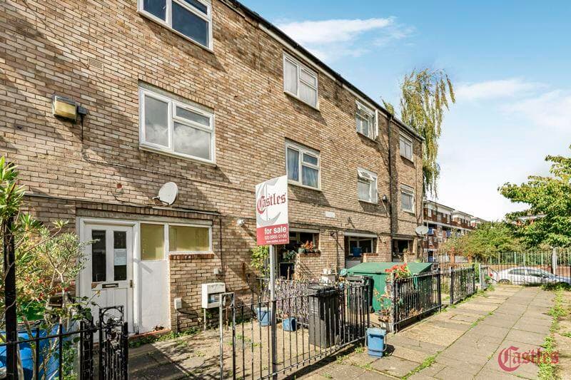 View property at Redwald Road, London