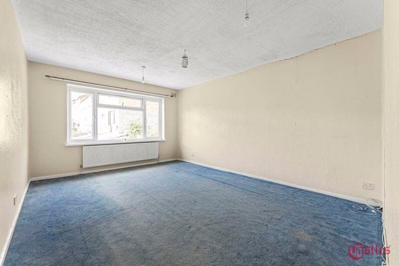 Redwald Road, London - Image 10