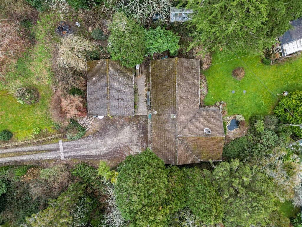 Godolphin Cross, Helston TR13 - Image 3