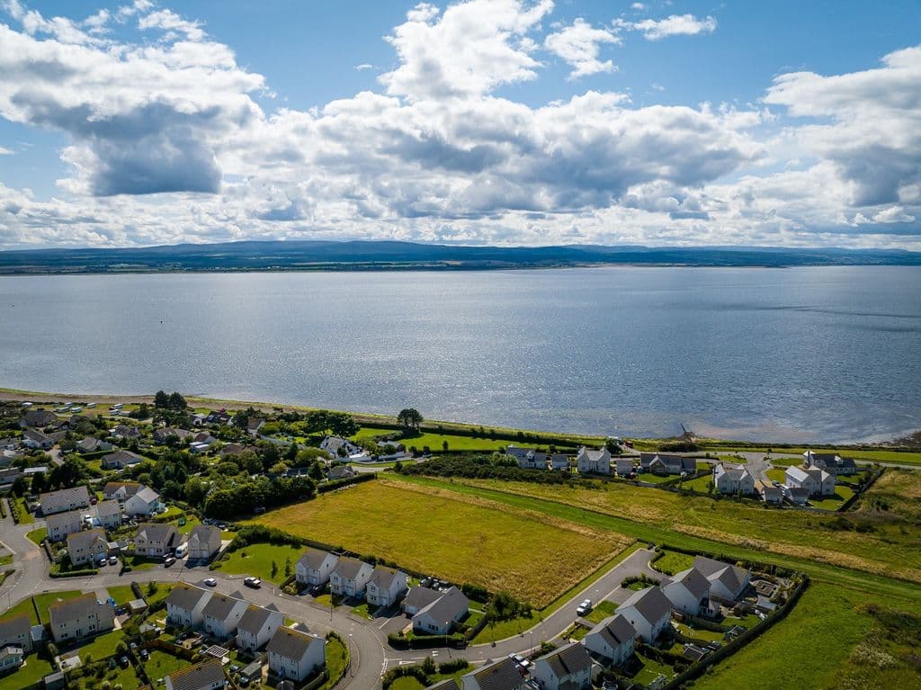 Site 3 Comerscroft, Fortrose, Highland. IV10 - Image 1