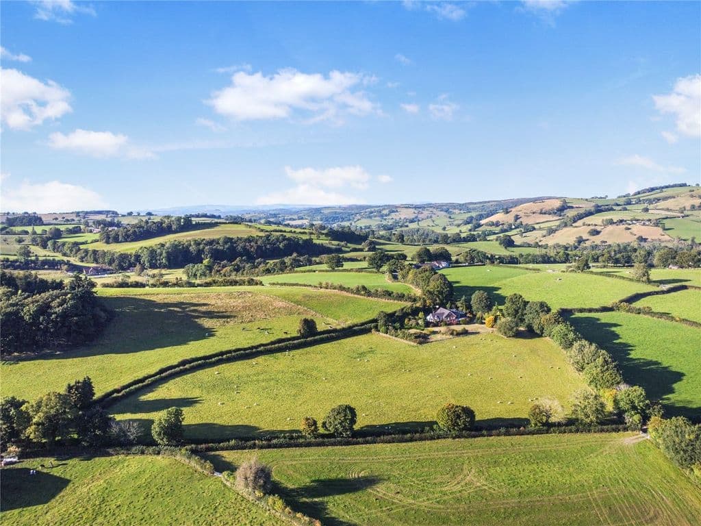 Berriew, Welshpool, Powys SY21 - Image 1