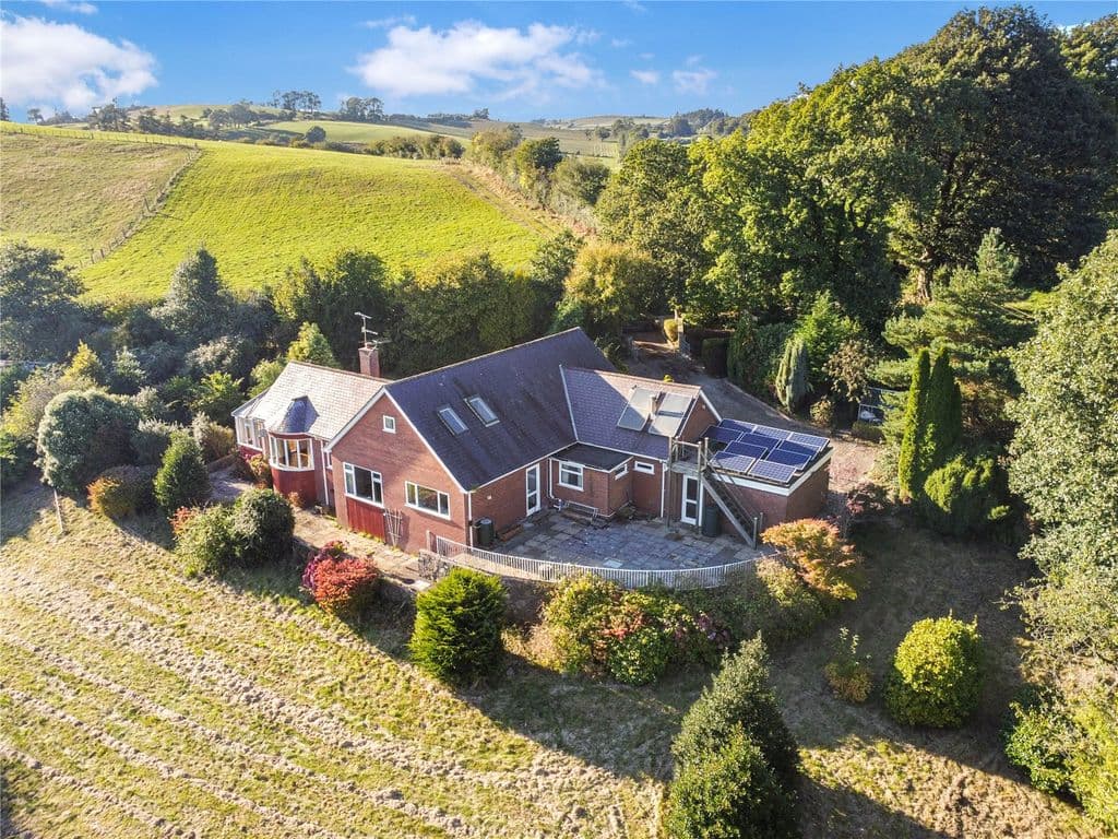 Berriew, Welshpool, Powys SY21 - Image 2
