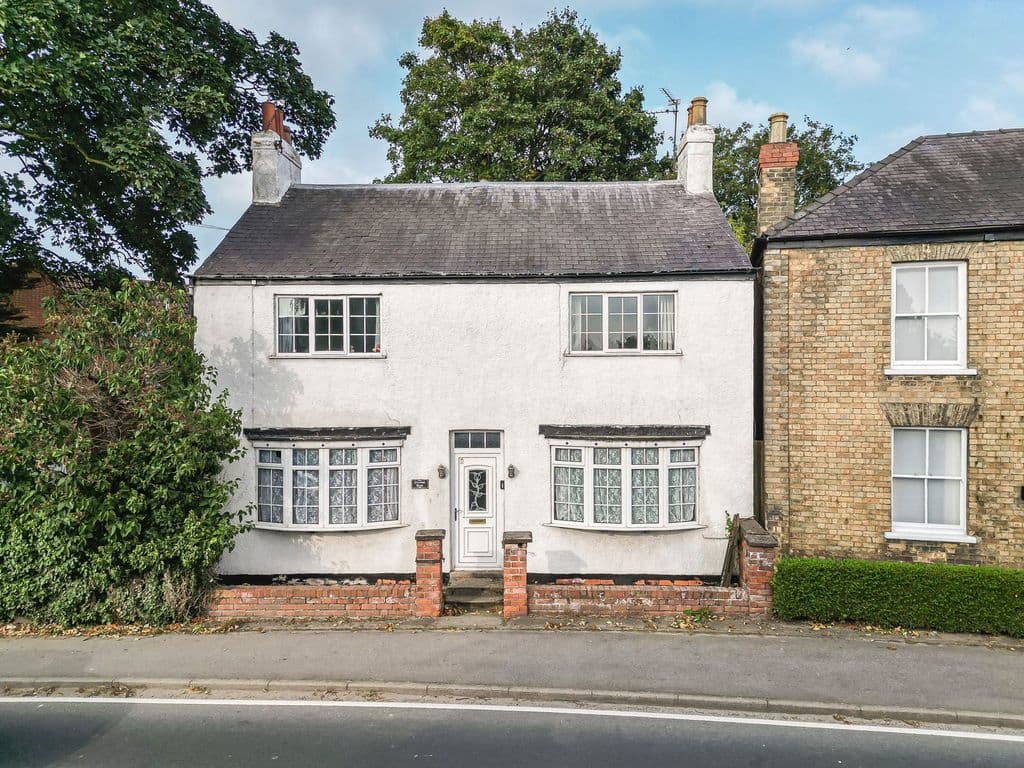View property at York Road, Shiptonthorpe, York YO43