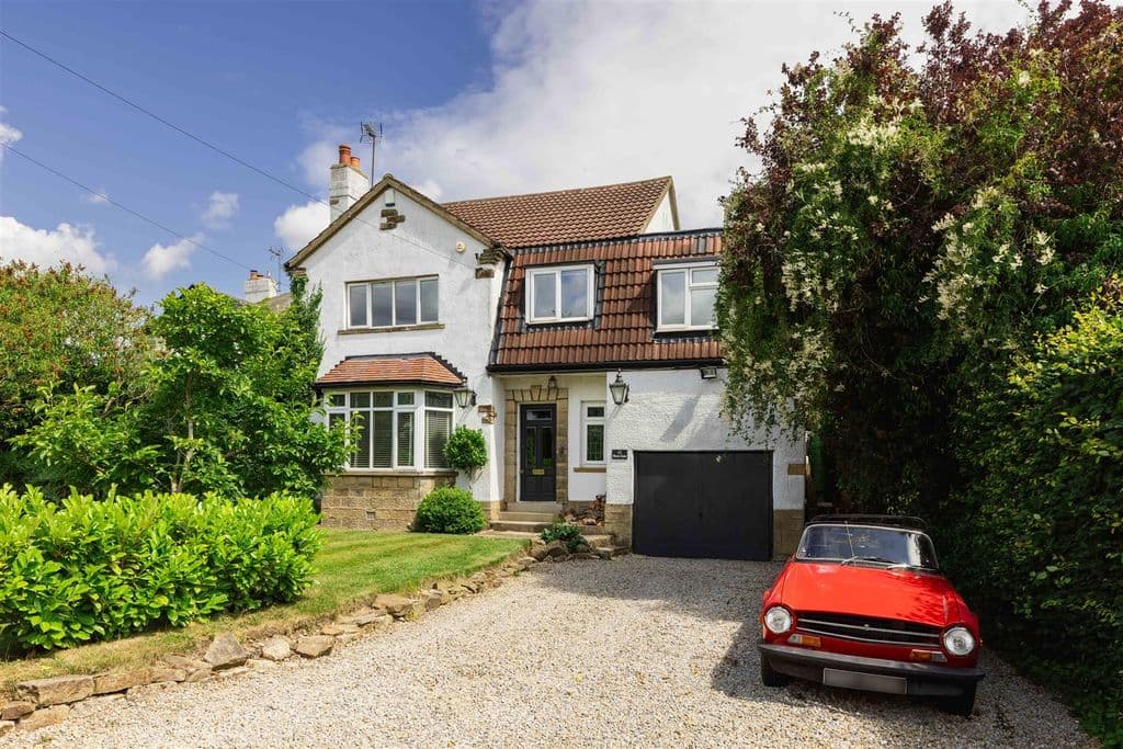 View property at Wayside Mount, Scarcroft, Leeds LS14