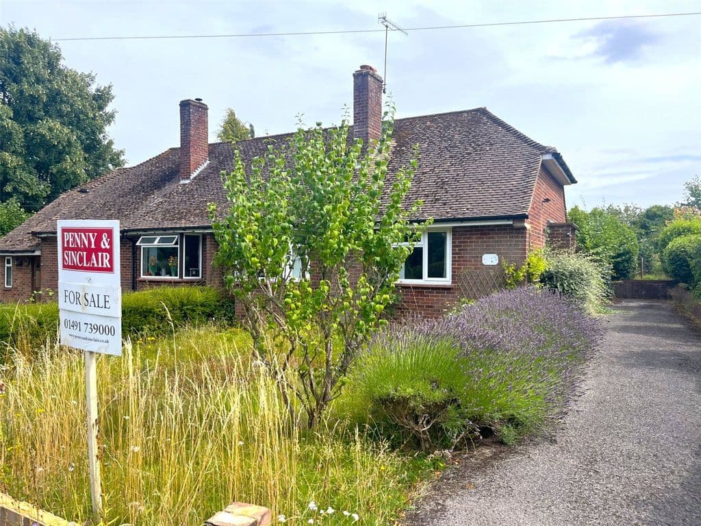 Square Close, Turville RG9 - Image 1