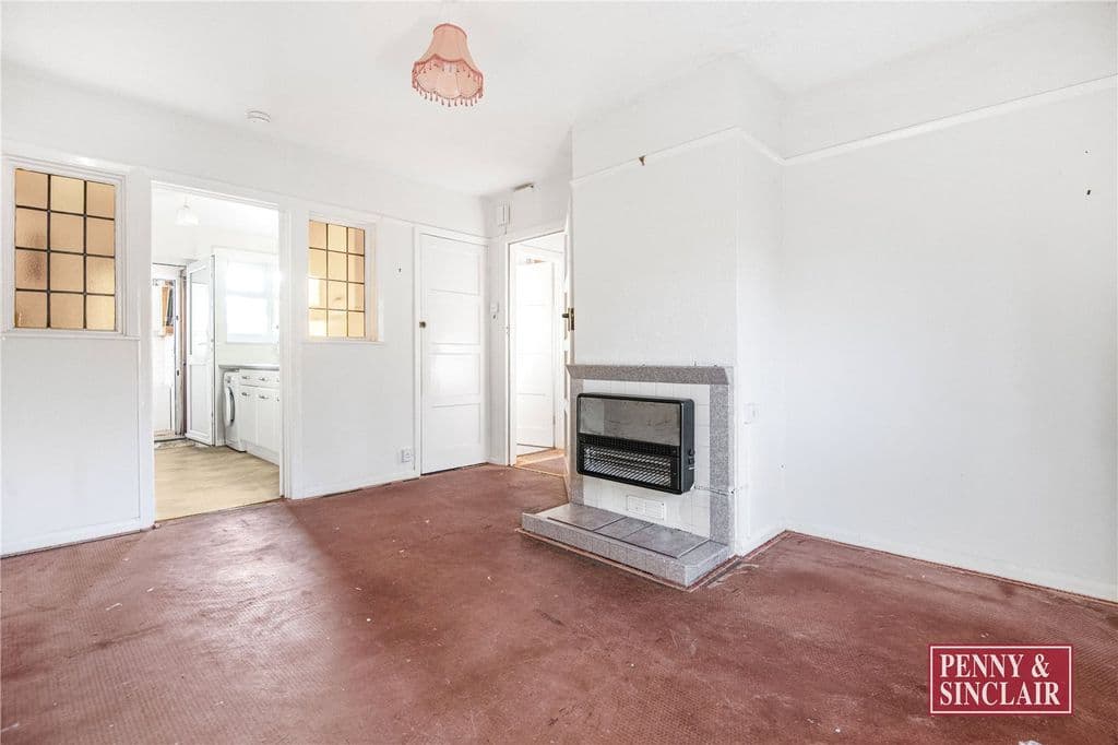 Square Close, Turville RG9 - Image 3