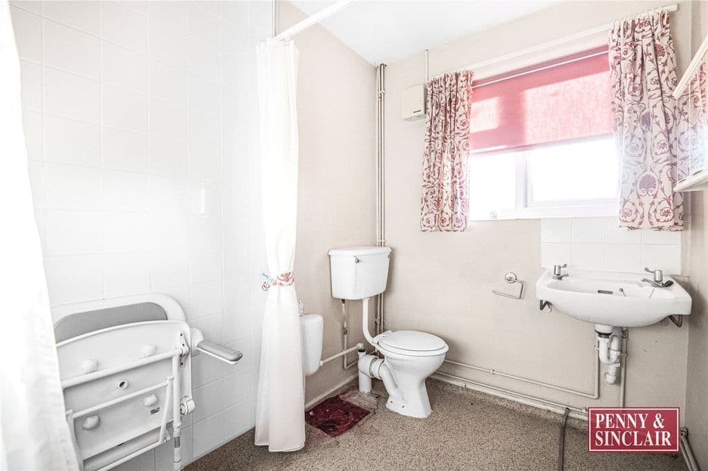 Square Close, Turville RG9 - Image 6
