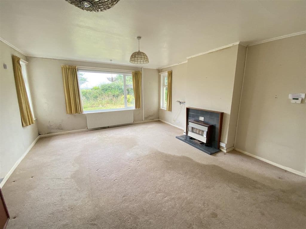 Detached Bungalow With Great Potential, Helston TR13 - Image 5
