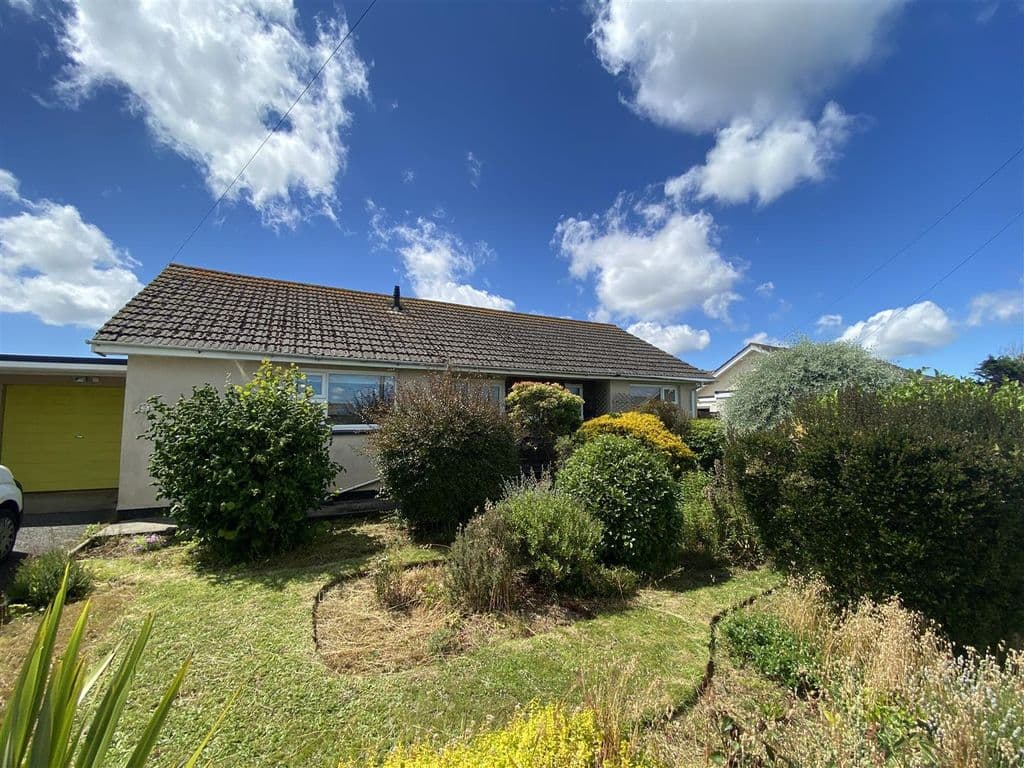 Detached Bungalow With Great Potential, Helston TR13 - Image 8