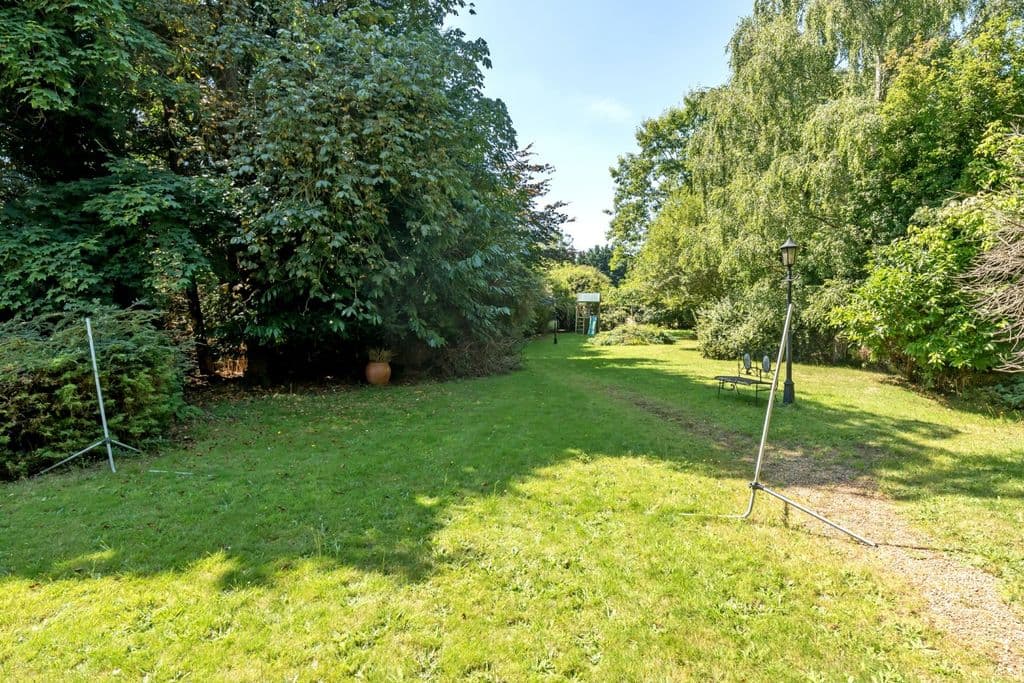 Wood Lane, Iver Heath, Iver, Buckinghamshire SL0 - Image 4