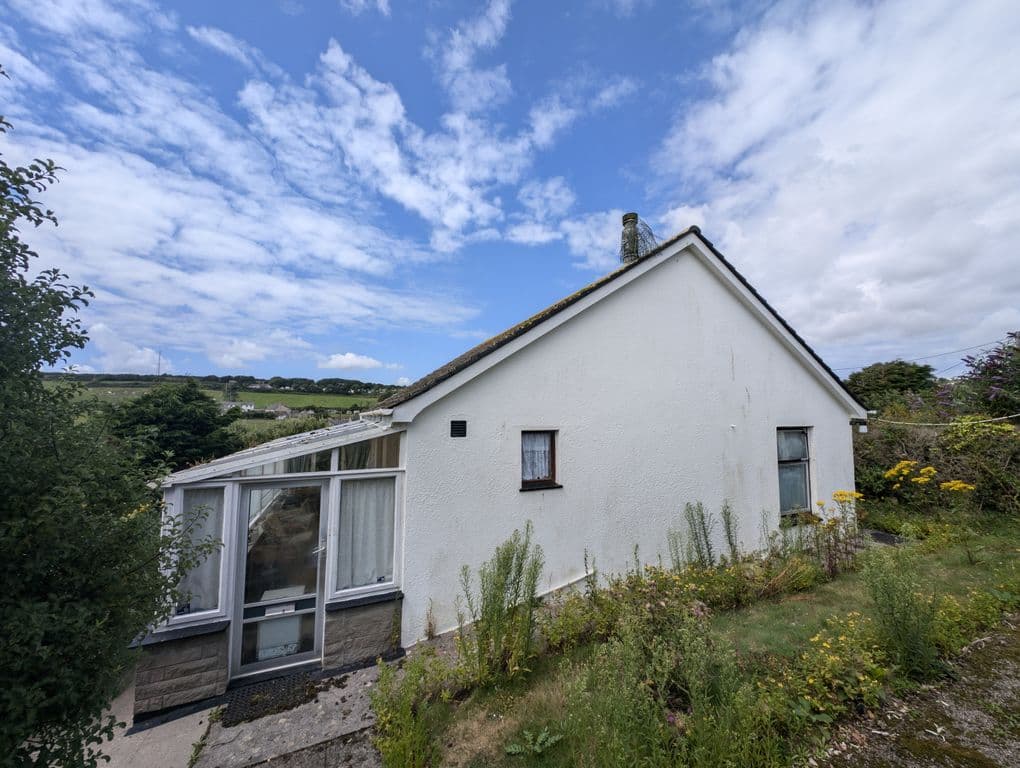 Penwerris Rise, Praa Sands TR20 - Image 1