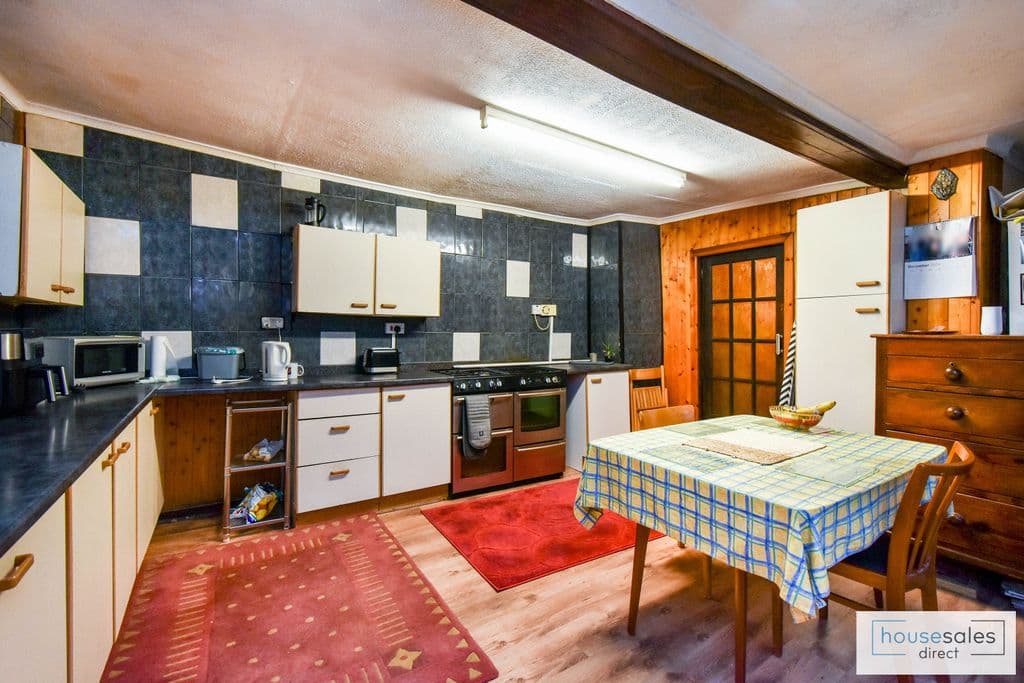 Gelli Houses Cymmer, Port Talbot SA13 - Image 2