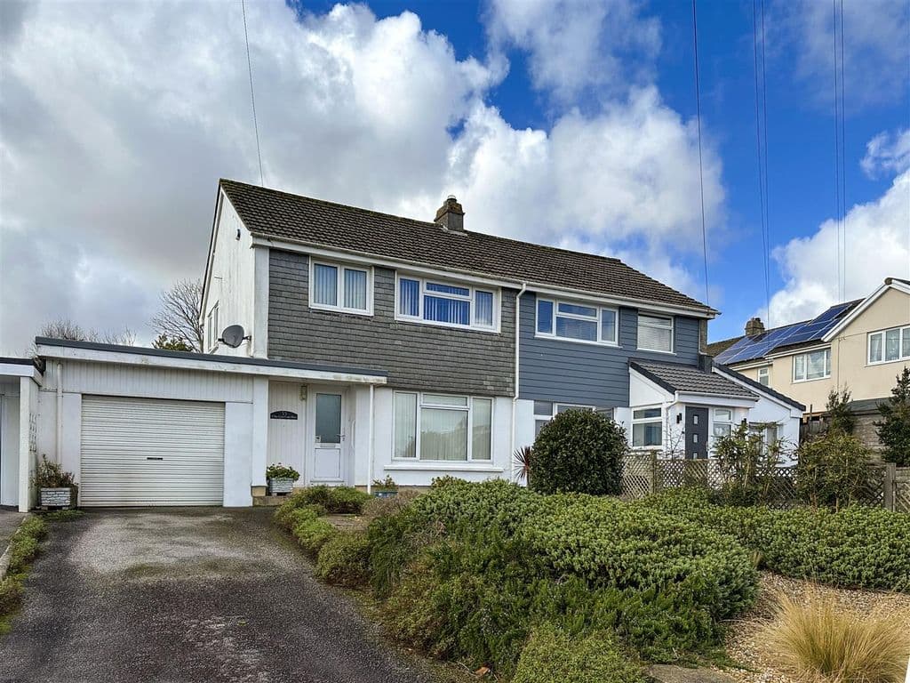 Mongleath Avenue, Falmouth TR11 - Image 1