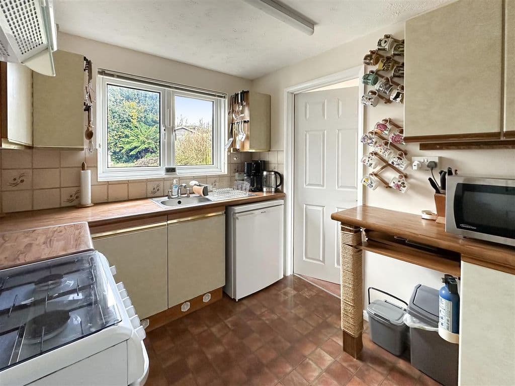 Mongleath Avenue, Falmouth TR11 - Image 4