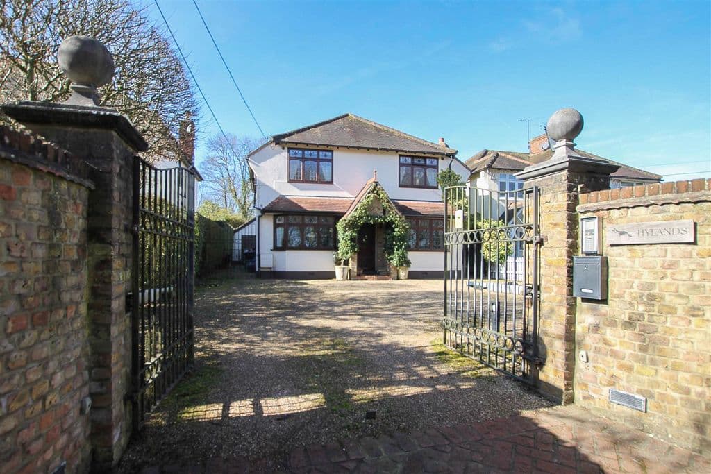 Doddinghurst Road, Doddinghurst, Brentwood CM15 - Image 1