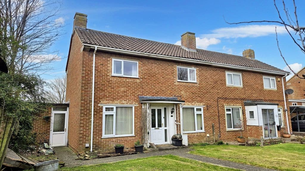 Summerleaze, Trowbridge BA14 - Image 1