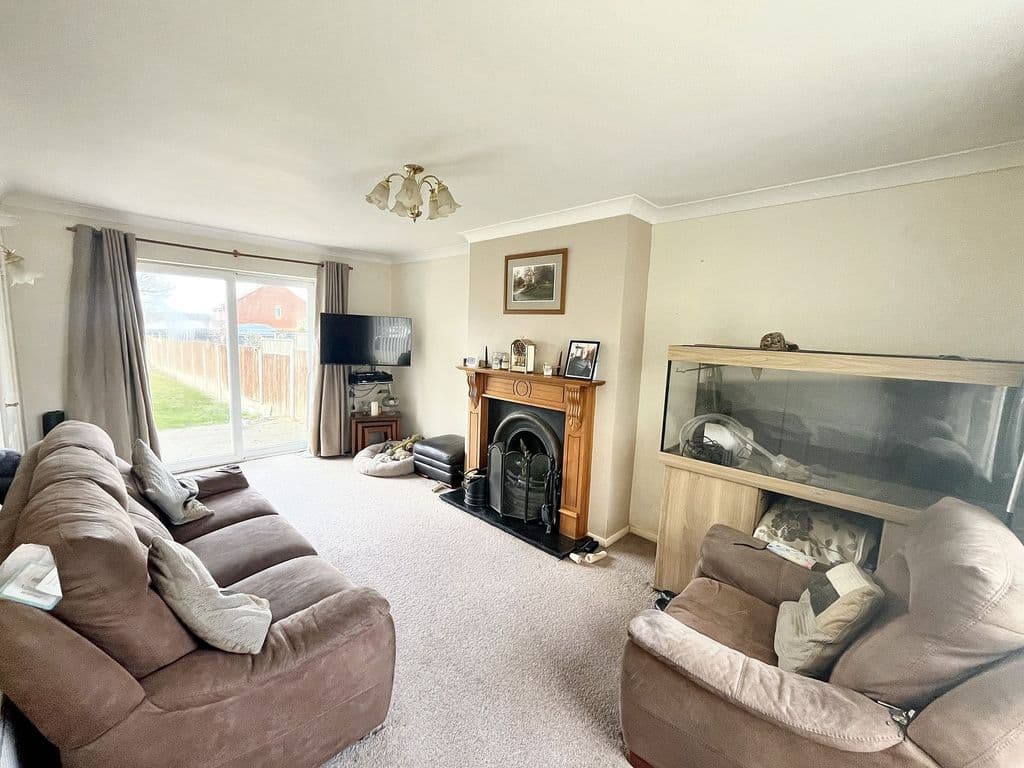 Summerleaze, Trowbridge BA14 - Image 2