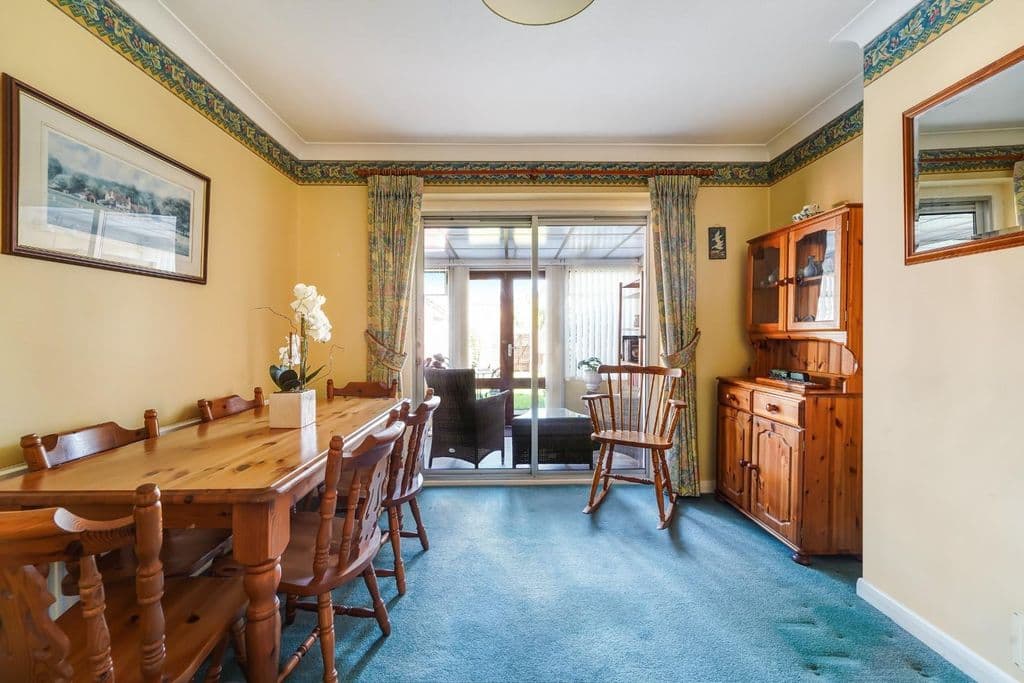 Alsom Avenue, Worcester Park KT4 - Image 3