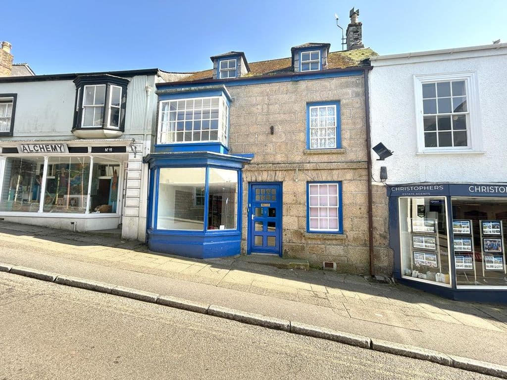 Wendron Street, Helston TR13 - Image 1