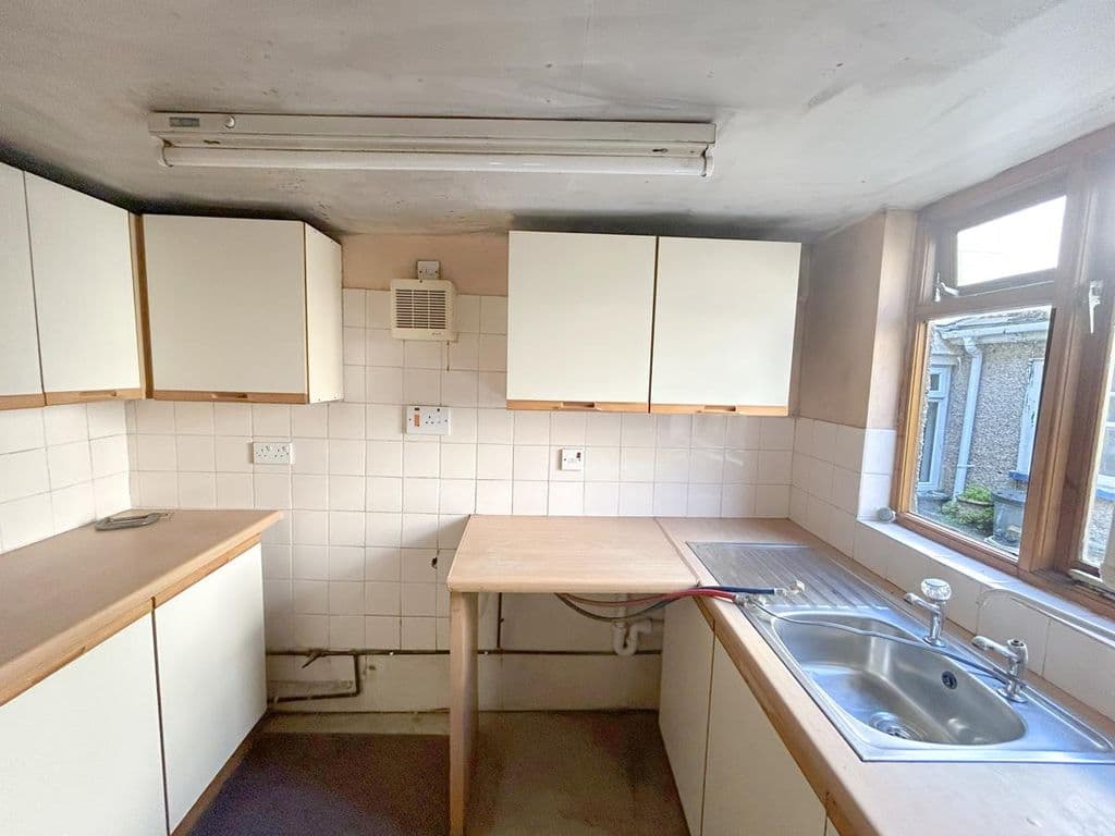 Wendron Street, Helston TR13 - Image 5
