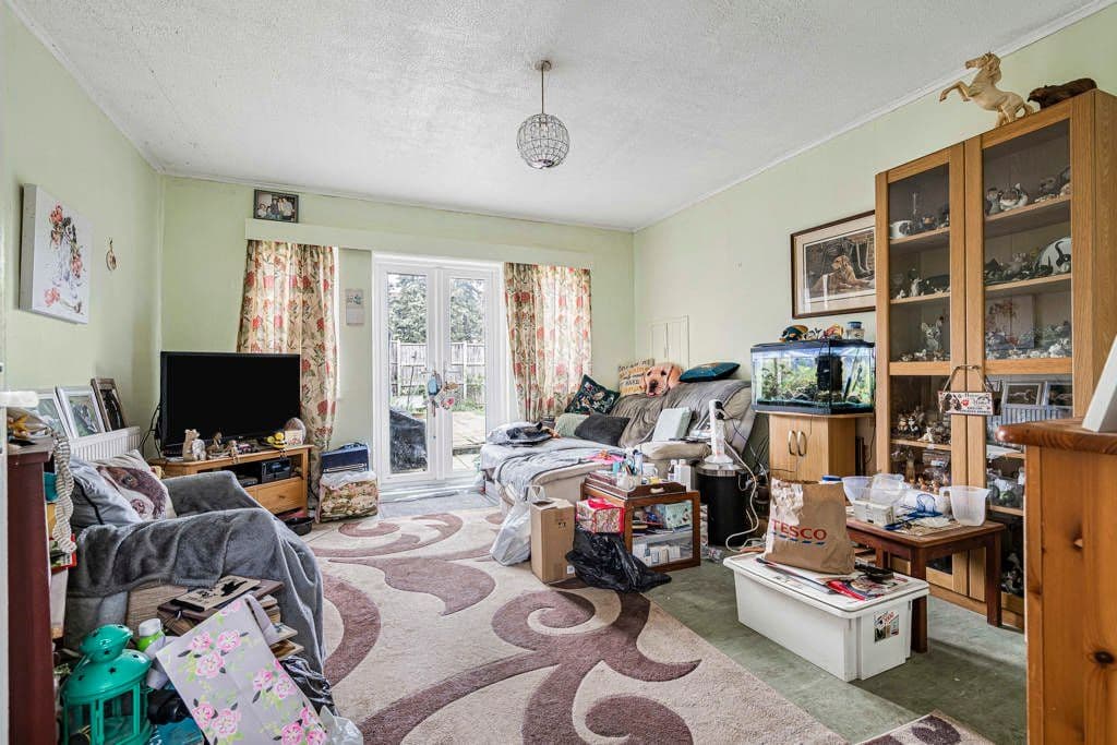 Green Leas, Sunbury-On-Thames, Surrey TW16 - Image 3