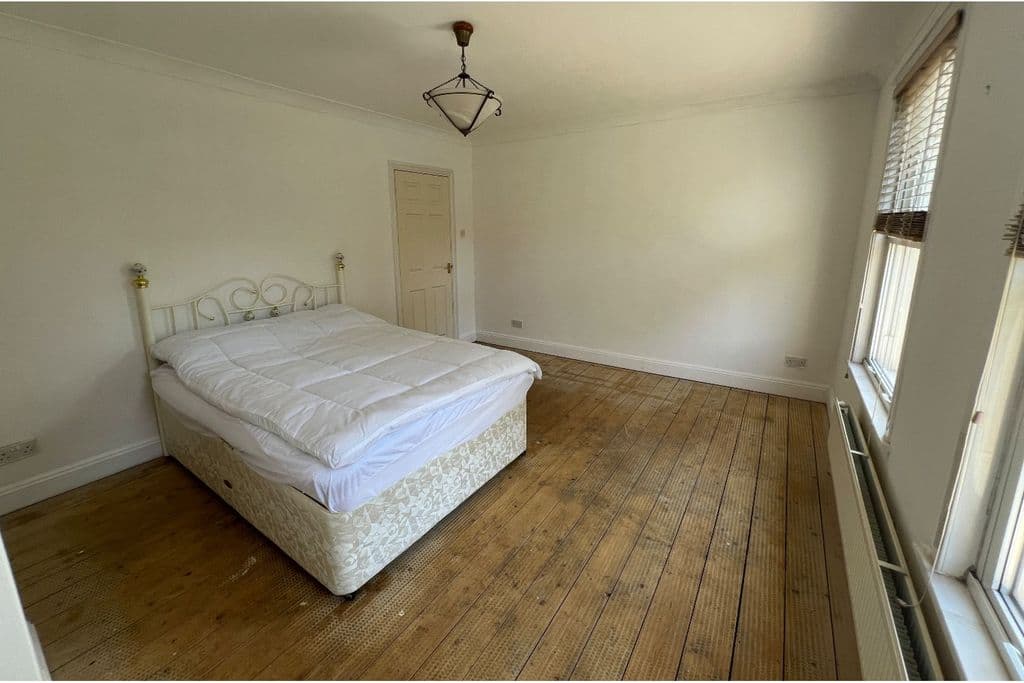 Odessa Road, London E7 - Image 4