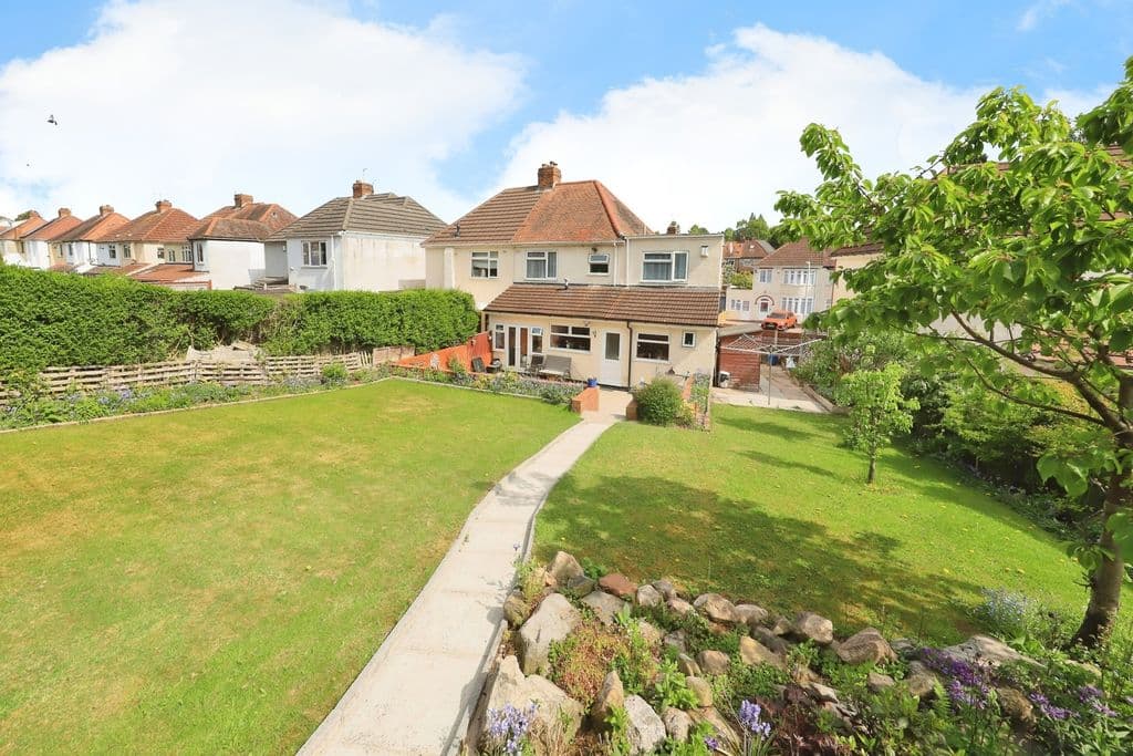 Burland Avenue, Wolverhampton, West Midlands WV6 - Image 1
