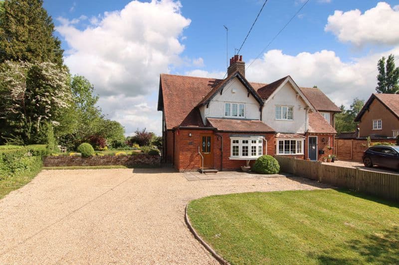 Marston Court, Station Road, Long Marston, Tring HP23 - Image 1