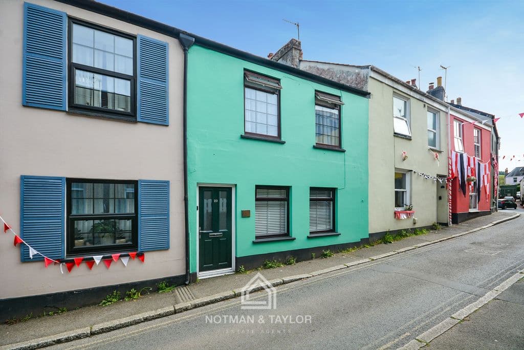 View property at West Street, Millbrook PL10