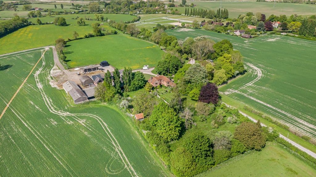 Terrick, Buckinghamshire HP17 - Image 4