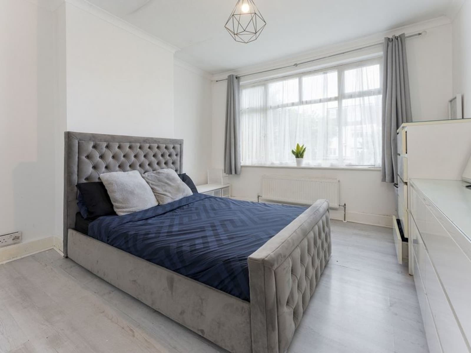 Lancaster Road, London SE25 - Image 3