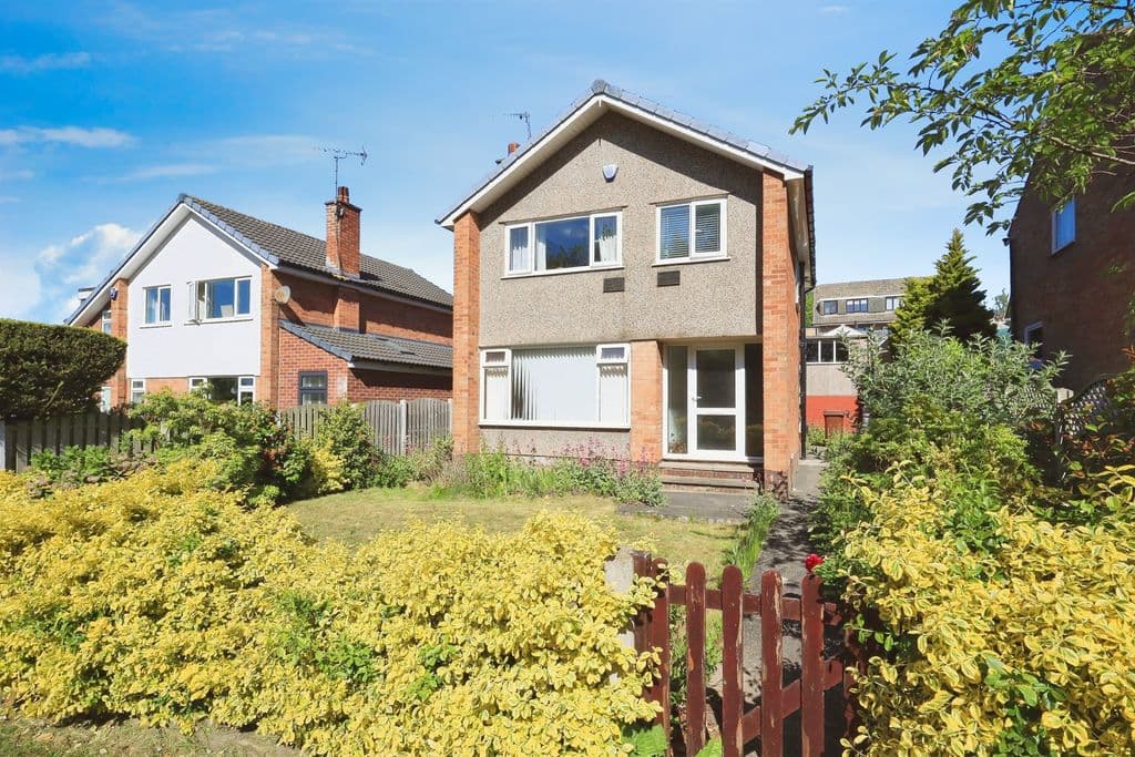 View property at Church Mount, Horsforth, Leeds LS18
