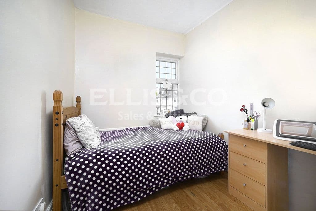 Woodland Way, Mill Hill, London NW7 - Image 8
