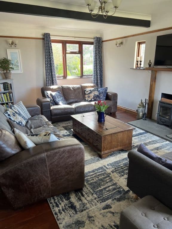 Pendeen Road, Porthleven TR13 - Image 11