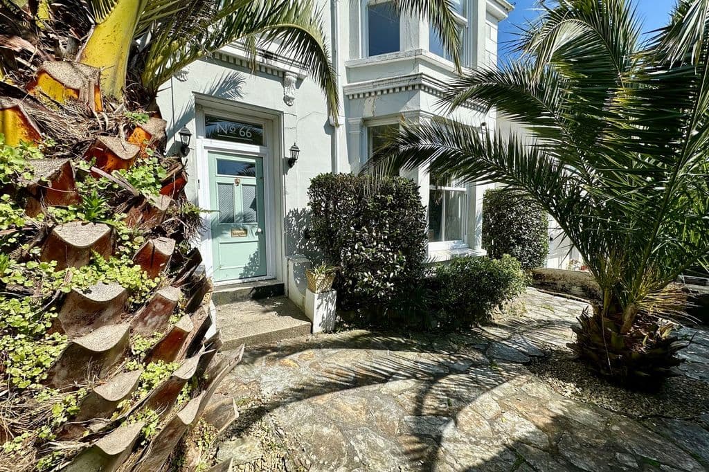 Kimberley Park Road, Falmouth TR11 - Image 2