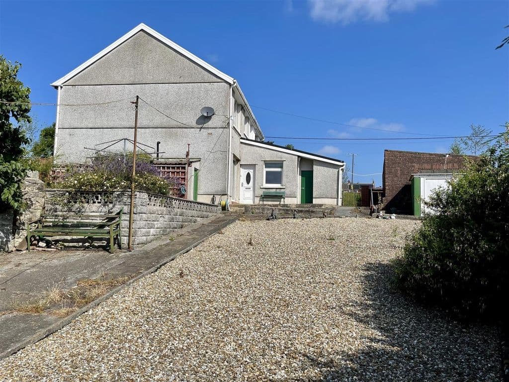 Brynbrain Road, Cwmllynfell, Swansea SA9 - Image 1