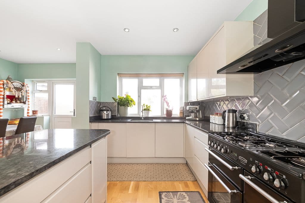 Sutlej Road, Charlton SE7 - Image 3