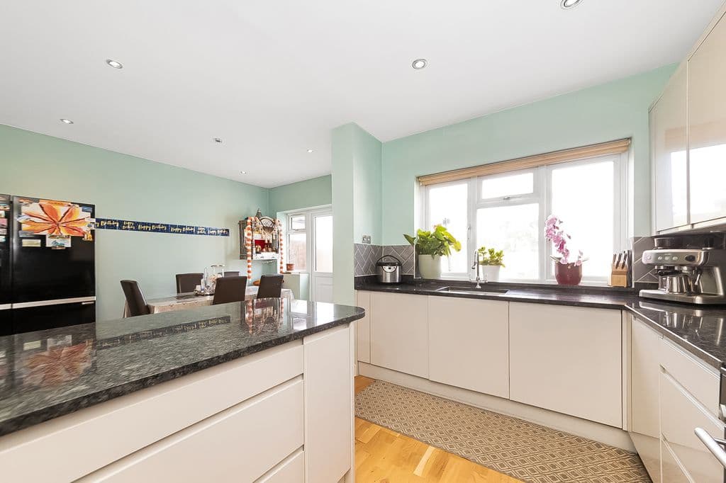 Sutlej Road, Charlton SE7 - Image 4