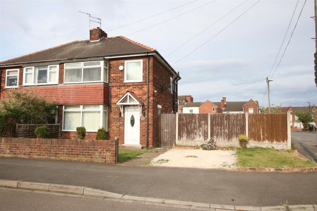 Lauder Road, Bentley, Doncaster DN5 - Image 1